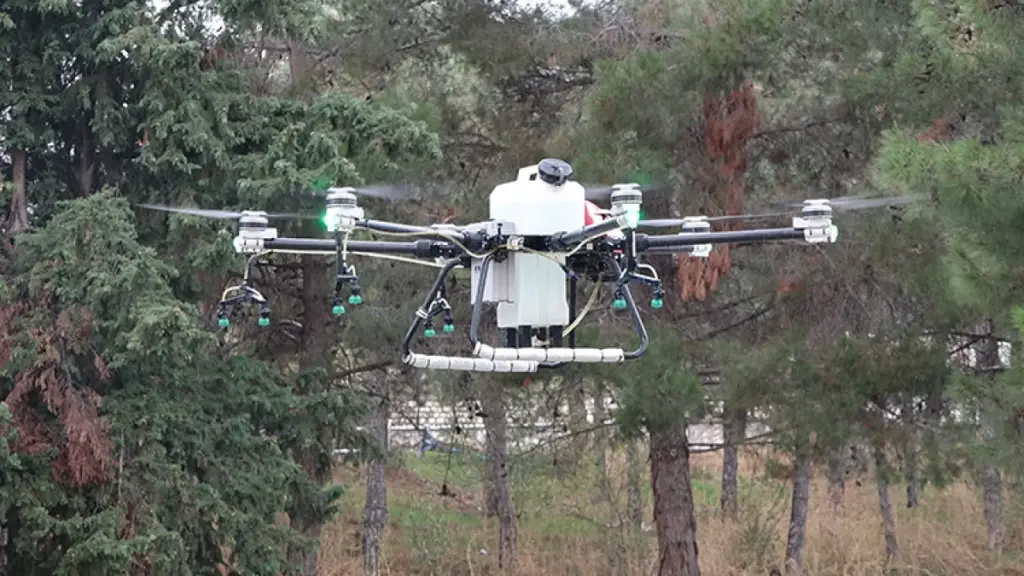 Üniversiteli Öğrenciden Zirai Drone Eğitimi